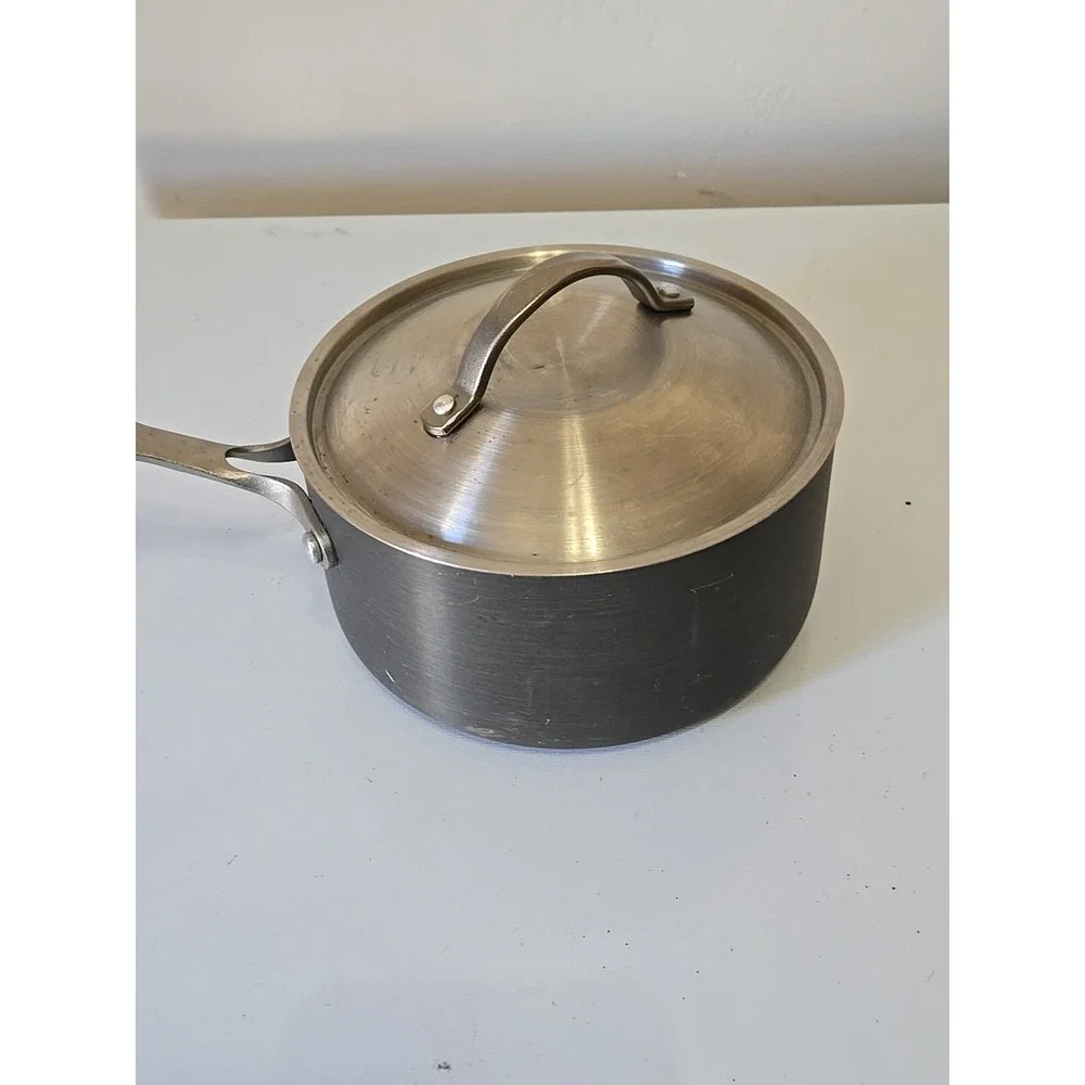 Vtg Calphalon 87012 2 Qt Saucepan w/ Stainless Steel Lid Hard Anodized USA